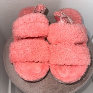 Like New Pink Oh yeah UGG Fluffita